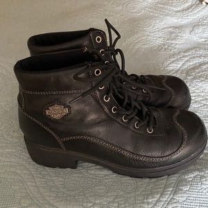 Woman’s Harley Davidson Boots